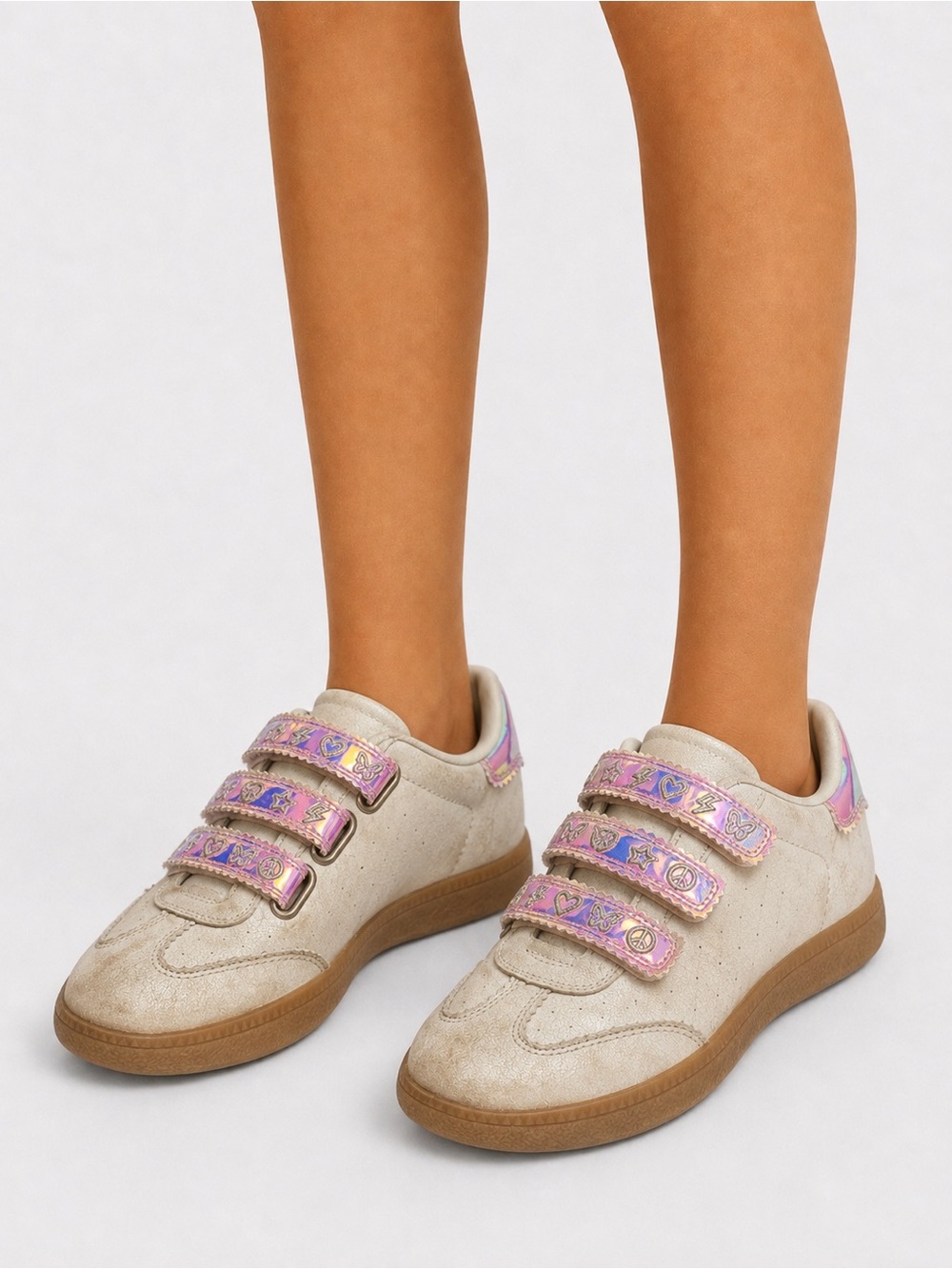 Steve Madden Kids Cream Sneakers with Pink Iridescent Straps